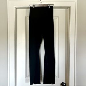 Spanx Booty Boost® Core Luxe Front Slit Leggings NWT